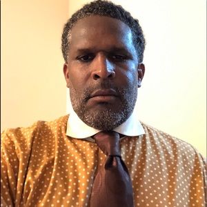 Meet your Posher, Robert